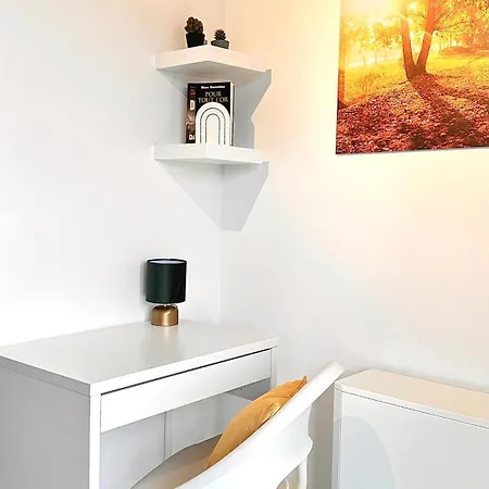 - Superbe 2ch - Parking Free Apartment *